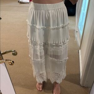 Elegant White Lace Tiered Skirt